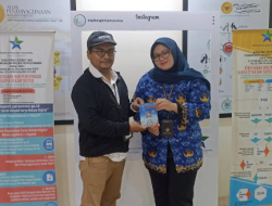 Pemred MPI Publisher Serahkan Buku Anti Narkoba ke Perpusnas RI