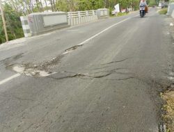 Jembatan PUK Kedungadem – Sidomulyo Ambles, dan Berlubang