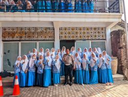 Satlantas Polres Lumajang Gelar Coaching Clinic Road Safety di Ponpes Annur Al Ely