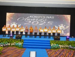 Kapolri Hadiri Kompolnas Award: Polri Tak Antikritik, Komitmen Terus Perbaiki Diri!